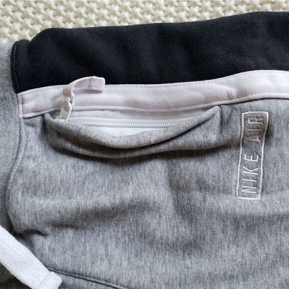 Nike Air shorts  - Picture 4 of 10